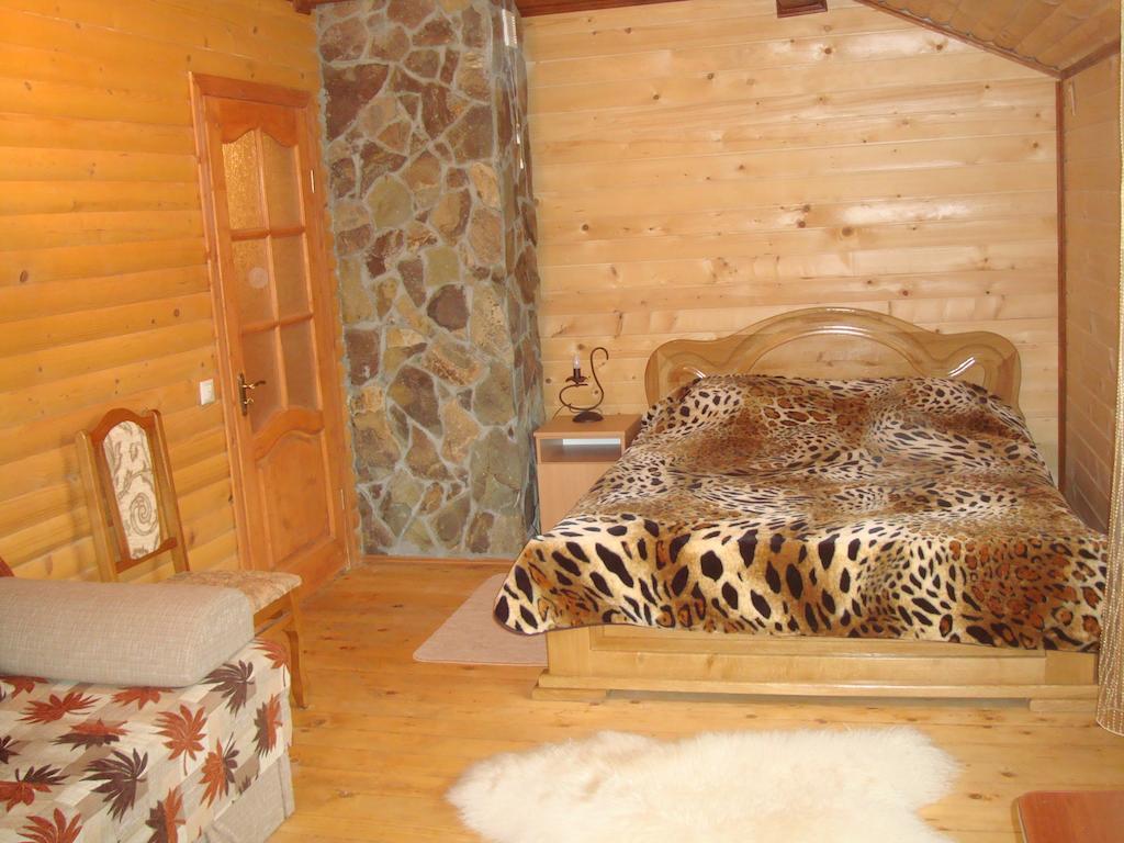 Котедж Гірський Yaremche Bilik gambar
