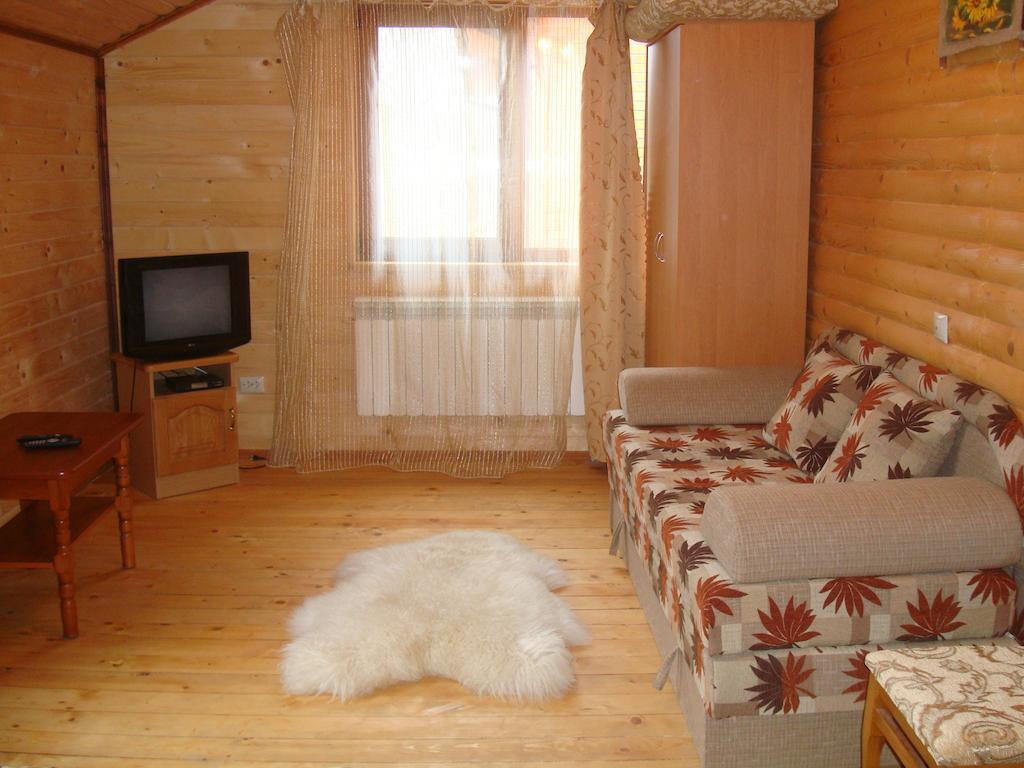 Котедж Гірський Yaremche Bilik gambar